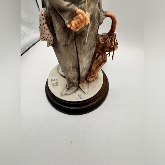 GIUSEPPE ARMANI FIGURINE HOBO CLOWN WITH BALLOONS, 14 1/4" TALL, SIGNED - Picture 7 of 9